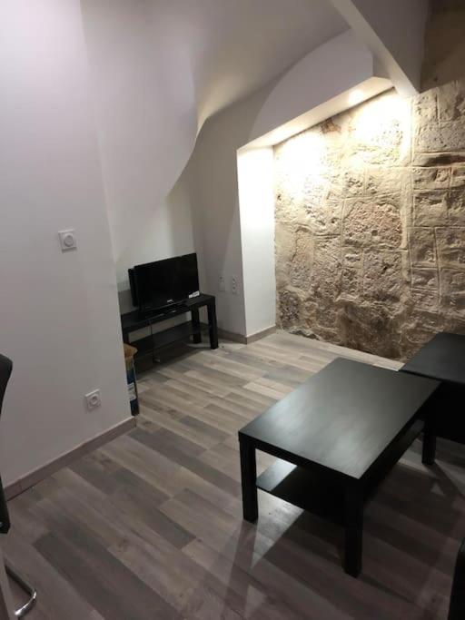 Les Balences - Jolie Studio Place Jean Jaures Beziers -Wifi Apartment Exterior foto